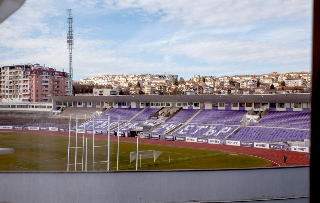 Stadium Apartments Veliko Tarnovo Eksteriør billede